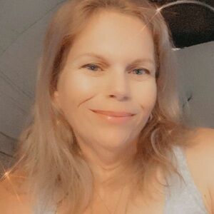 Meet your Posher, Sherry